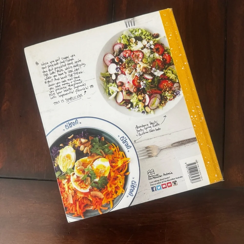 I Quit Sugar Cookbook by Sarah Wilson: 306 Recipes